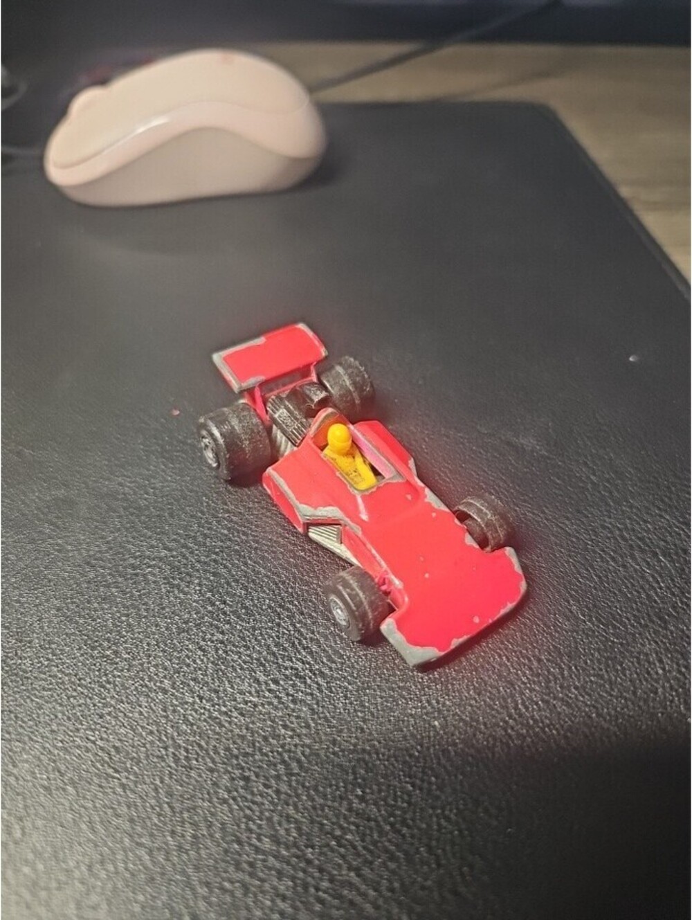 1975 Lesney Matchbox Superfast #36 Formula 5000 Racer Red England